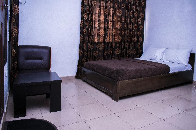 Day By Day Hotel Lagos Exterior foto