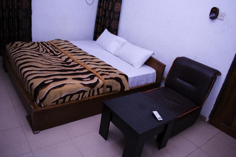 Day By Day Hotel Lagos Exterior foto